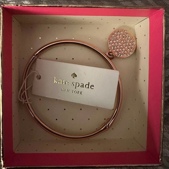 New with tags Kate Spade Rose Gold Bangle Bracelet with “Make Me Blush” charm - Picture 1 of 6